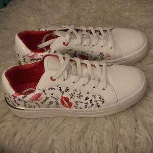 Aldo sneakers with red lip prints